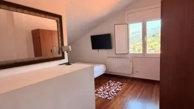 Apartment on Enrique Herreros Street photo 12