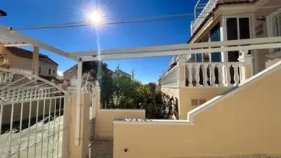 Chalet on Hemingway Street photo 3