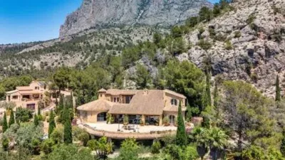 Chalet on Calle Partida Ramal de Loix, 17 photo 3