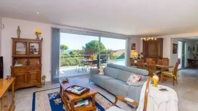 Chalet on Carrer de les Oliveres photo 19