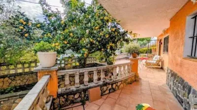Chalet on Carrer del Montsia photo 28