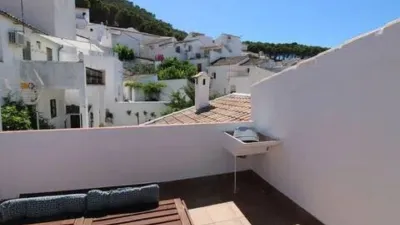 Townhouse in El Gastor photo 4
