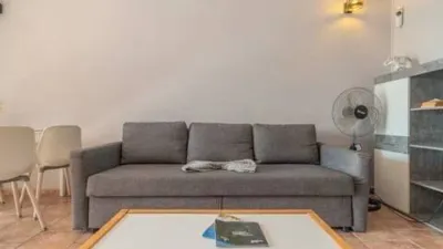 Apartment on Avenida de José Antonio Tavio photo 5