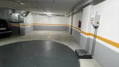 Garaje en venta en Ensanche - Vista 2