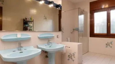 Chalet in Sant Vicenç dels Horts photo 35