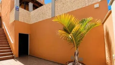 Chalet on Avenida de San Francisco photo 19