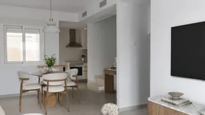 Terraced House in Carrer de Malta photo 3