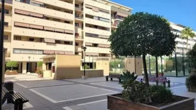 Piso en calle La Unión Mercantil photo 2