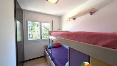 Chalet on Carrer de Maria Fortuny photo 18