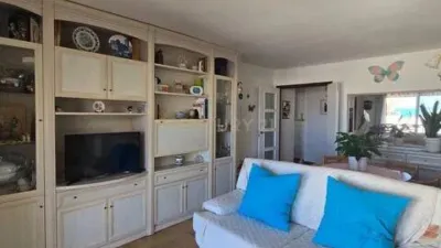 Apartment on Avenida del Arquitecto Gómez Cuesta photo 3