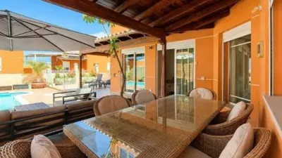 Chalet on Avenida de San Francisco photo 3