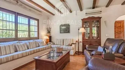 House on Carrer del Golf photo 8