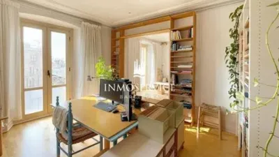 Piso en El Raval photo 5