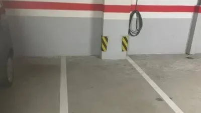 Garaje en venta en Ensanche - Más