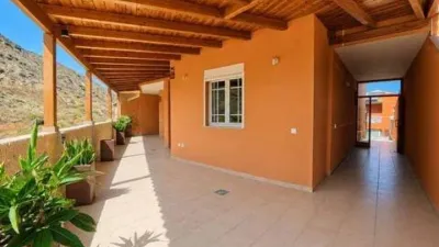 Chalet on Avenida de San Francisco photo 25
