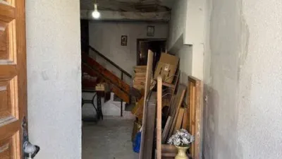 Rustic house on Condesa de Villaoquina Street photo 4