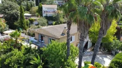Chalet on Carrer de Maria Fortuny photo 37