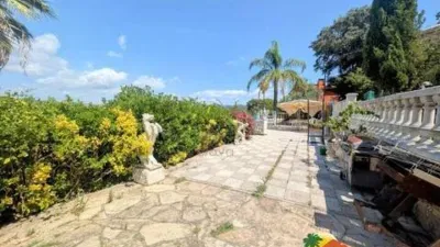 Chalet on Carrer de Maria Fortuny photo 23