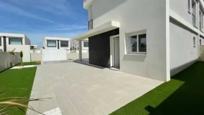 House on Carrer de Malta photo 3