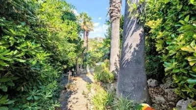 Chalet on Carrer de Maria Fortuny photo 33