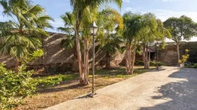 Chalet in Sant Vicenç dels Horts photo 9