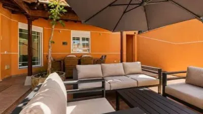 Chalet on Avenida de San Francisco photo 6
