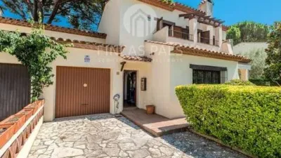 House on Carrer del Golf photo 3