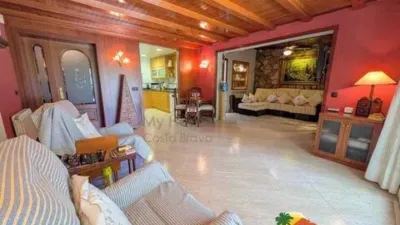 Chalet on Carrer de Bèlgica photo 6