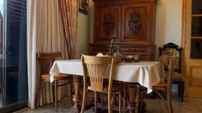 Chalet on Carrer del Mestre Serrano photo 8