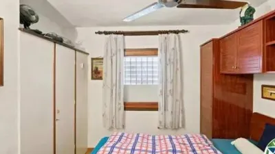 Apartment on Avinguda de Fages de Climent photo 13