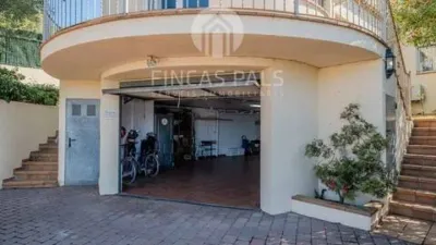 Chalet on Carrer Suissa photo 37