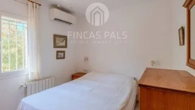 Chalet on Carrer Suissa photo 16