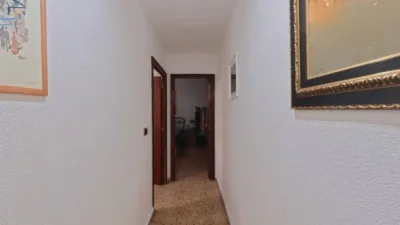 Flat on Calle de Amadeo de Saboya photo 17