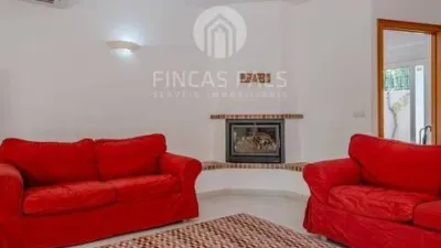Chalet on Carrer Suissa photo 6