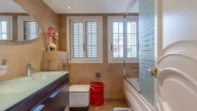 Chalet in Sant Just Desvern photo 16