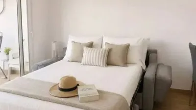 Apartment on Carrer de la Muga photo 10