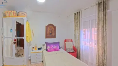 Flat on Calle de Amadeo de Saboya photo 19