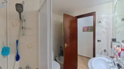 Flat on Calle de Amadeo de Saboya photo 14