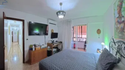 Flat on Calle de Amadeo de Saboya photo 21