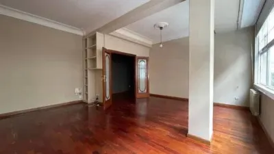 Apartment in Ensanche photo 8