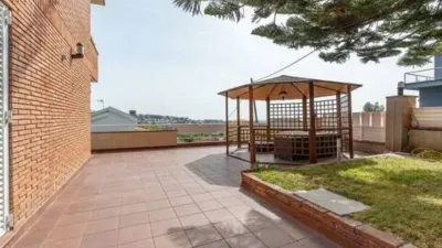 Chalet in Sant Just Desvern photo 3