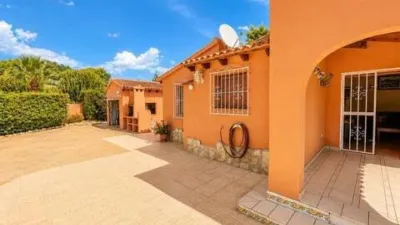 Chalet in L'Alfàs del Pi photo 17