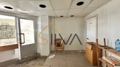 Local comercial en venta en Agra Do Orzán-O Ventorillo - Más