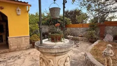 Chalet on Carrer del Mestre Serrano photo 30