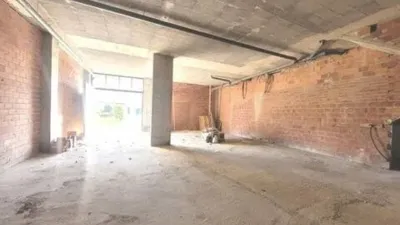 Local comercial en venta en El Feal-Xuvia - Més