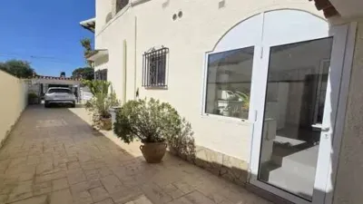 Chalet en Carrer del Pení photo 6