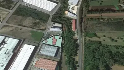 Nave industrial en venta en Calle Lugar Acevedo No Number - Vista 2