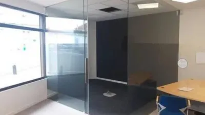 Local comercial en venta en Calle de Castelao - Vista 2