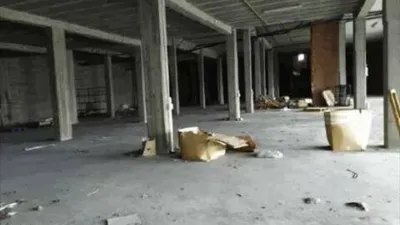Local comercial en venta en Calle Lugar Galan, 158 - Más