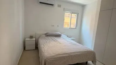 Apartment on Plaza de La Comunidad Street photo 4
